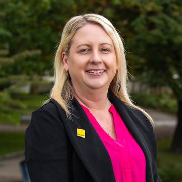 Felicity Williams, Assistant Property Manager to Leia White at Ray White Metro Property Management