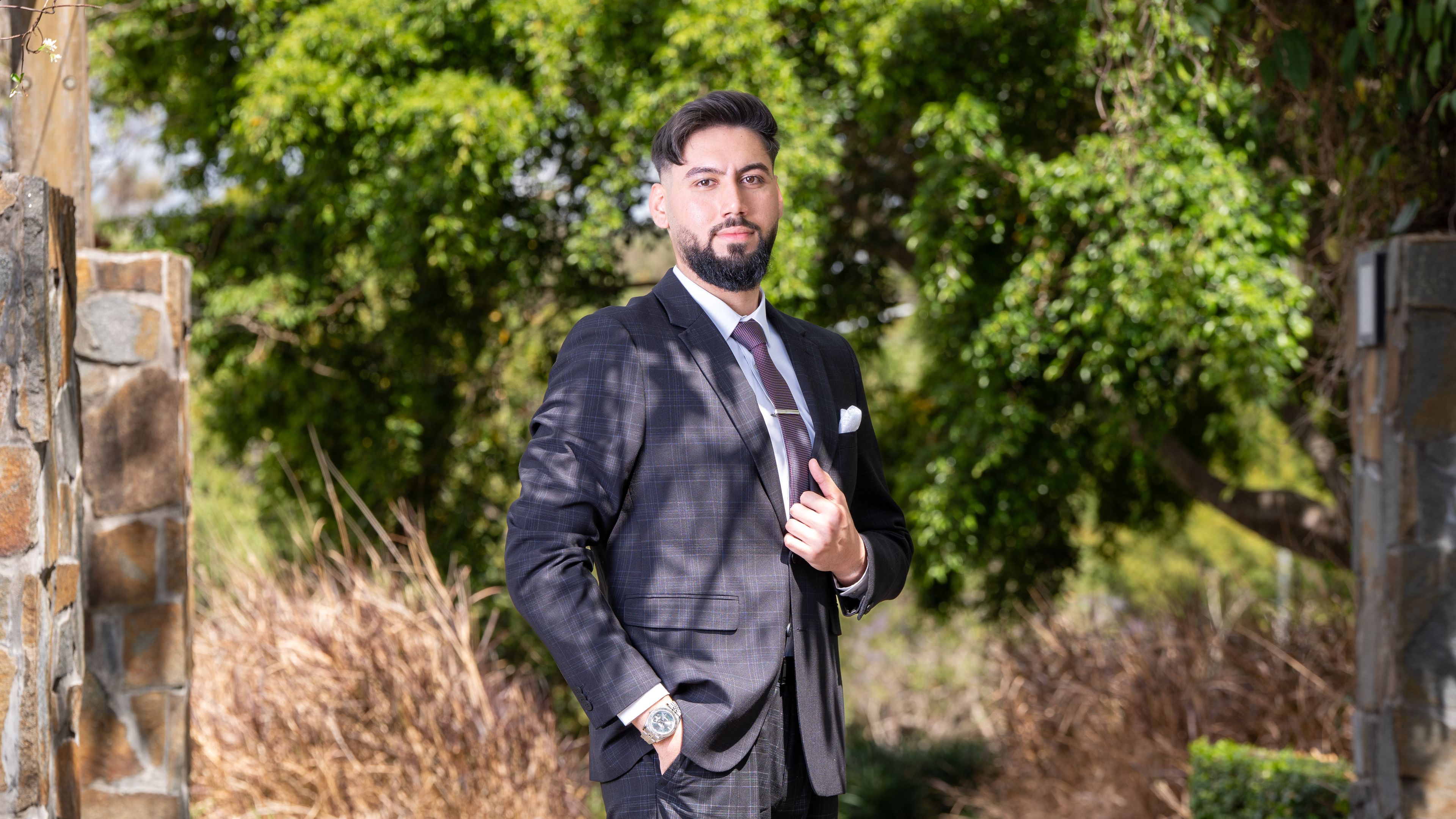 Azza Kolia - Sales Associate to Azhar Omar - Ray White Logan City