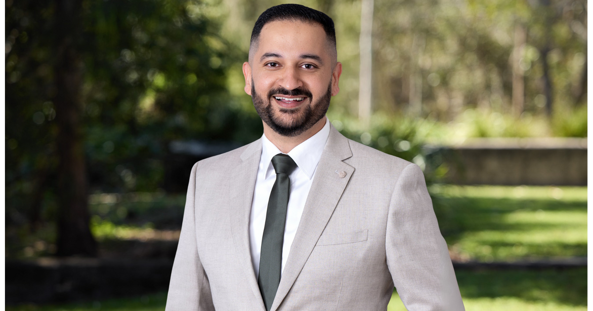 Color Karpil Kapil Thakur - SALES PROFESSIONAL - Ray White Daisy Hill