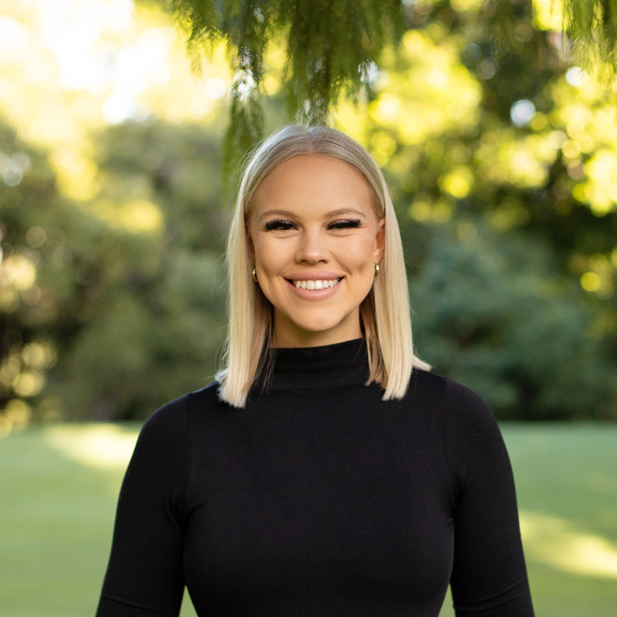 Greet Sales Executive Ray White Ipswich