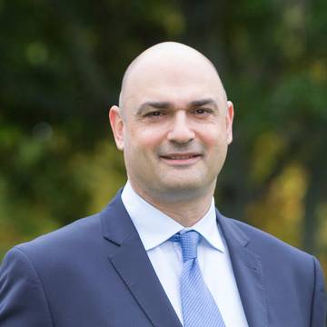 Champak Mehta, Licensee Salesperson at Ray White Papakura