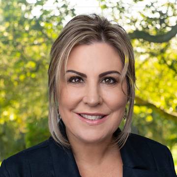 Sandra Bullock, Licensee Salesperson at Ray White Papakura