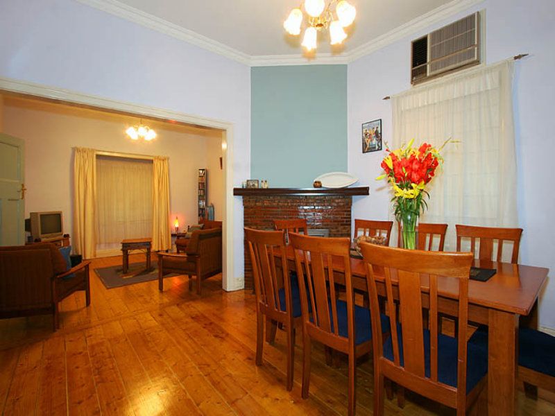 82 Willesden Road, Hughesdale, VIC 3166