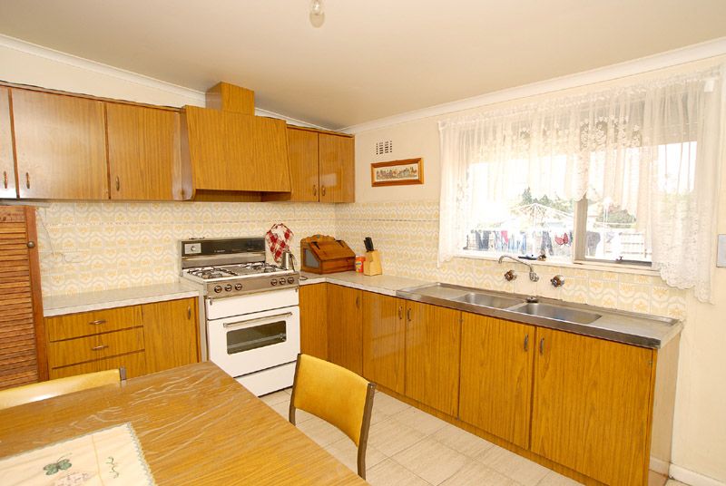 5 Wales Street, Springvale, VIC 3171