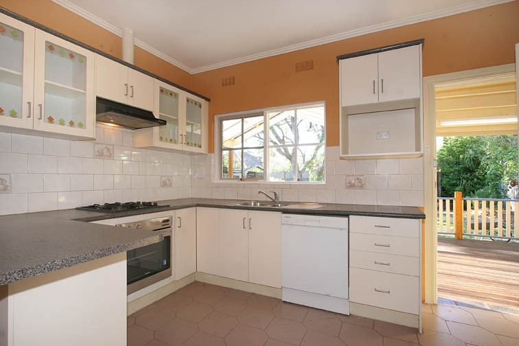 10 Velra Avenue, Murrumbeena, VIC 3163