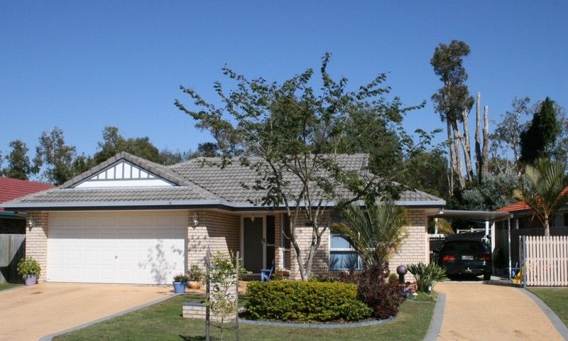 11 Pamela Street, Wynnum West QLD 4178