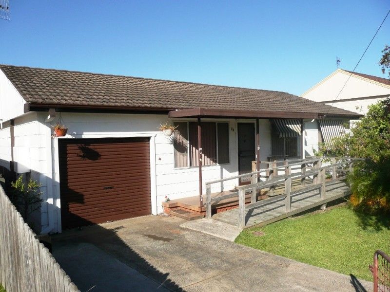 17 Koorana Avenue, GOROKAN NSW 2263