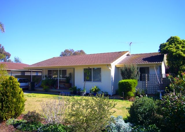170 Stewart Street, Bathurst NSW 2795