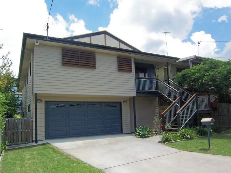 23 Perkins Street, UPPER MOUNT GRAVATT QLD 4122