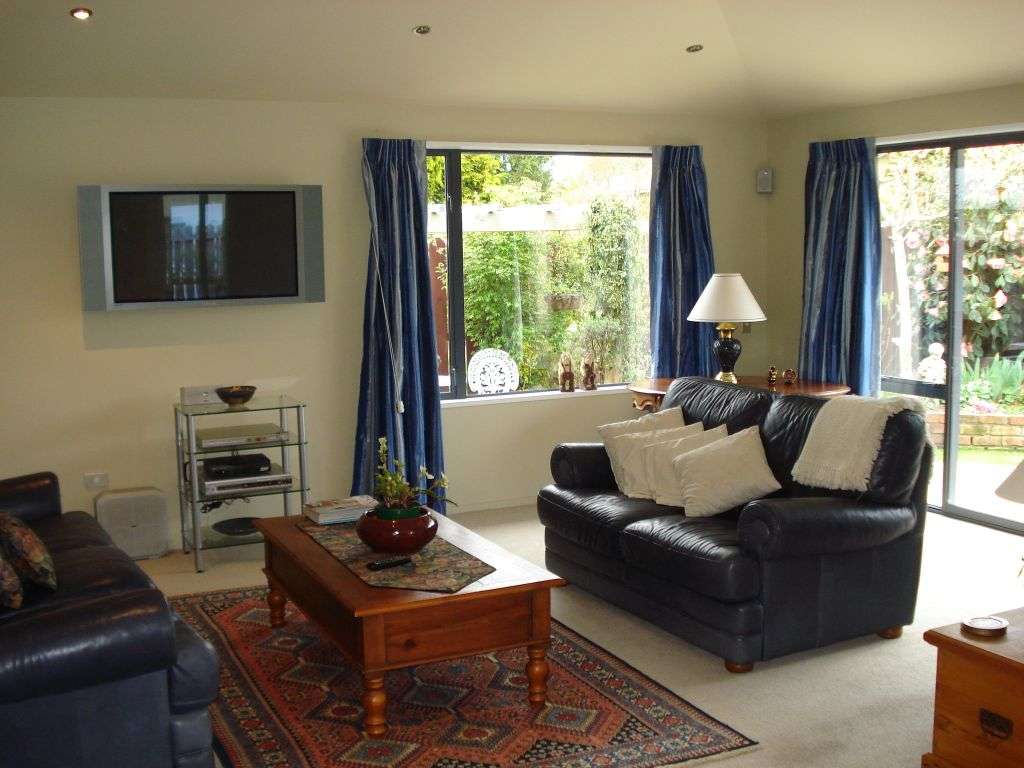 141 Hagart Alexander Drive photo 5