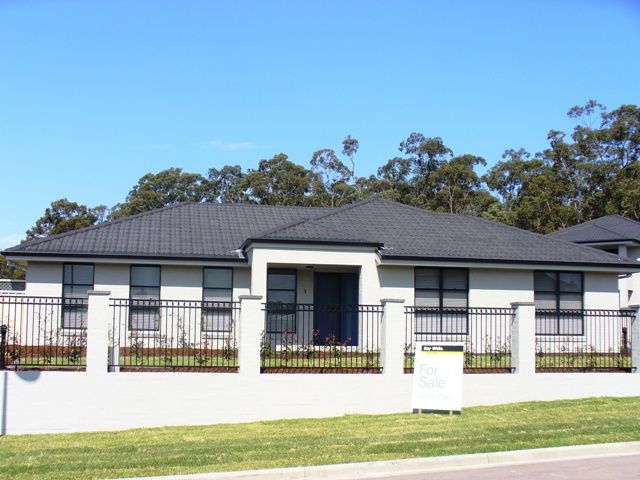 15-19  Upington Drive, EAST MAITLAND NSW 2323