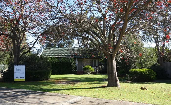 28 Robin Hood Avenue, ARMADALE WA 6112