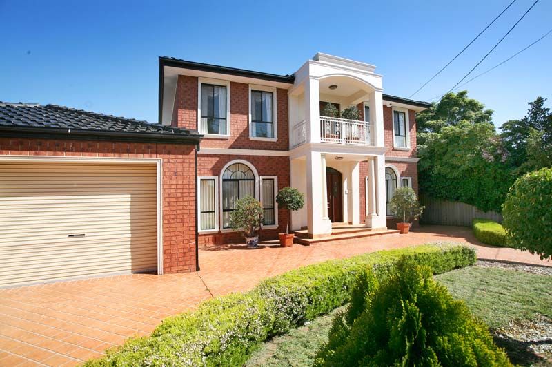 45  Medina Road, GLEN WAVERLEY VIC 3150