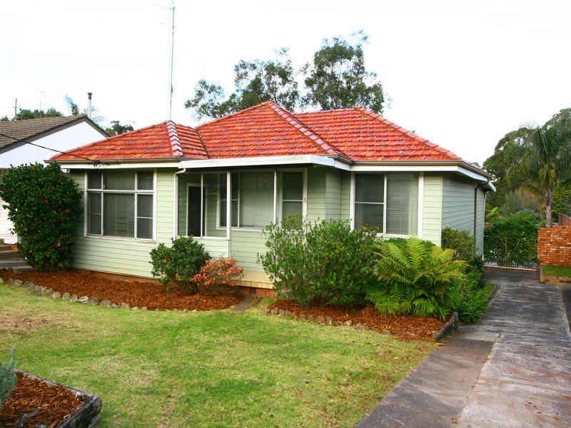 5  West Street, RUSSELL VALE NSW 2517