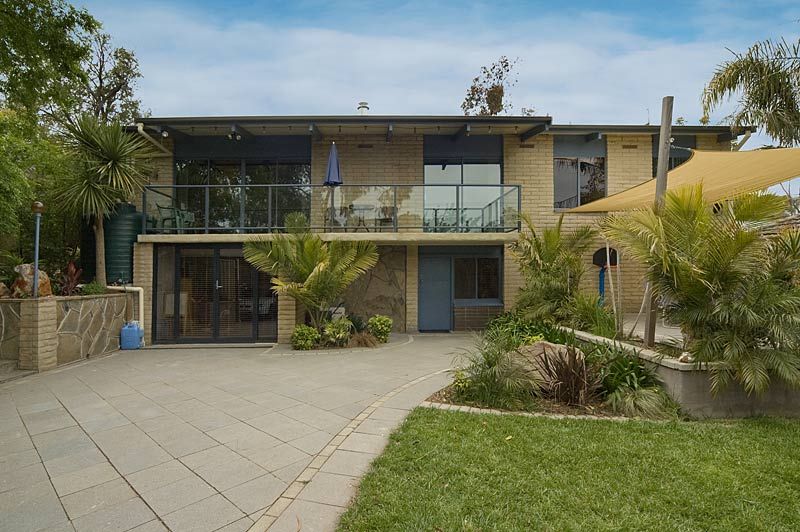 16 Nightingale Crescent, O'HALLORAN HILL SA 5158
