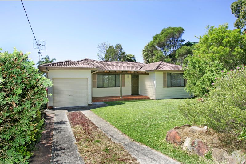 13 Sabrina Avenue, BATEAU BAY NSW 2261