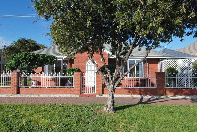 16 Cudmore Terrace, HENLEY BEACH SA 5022