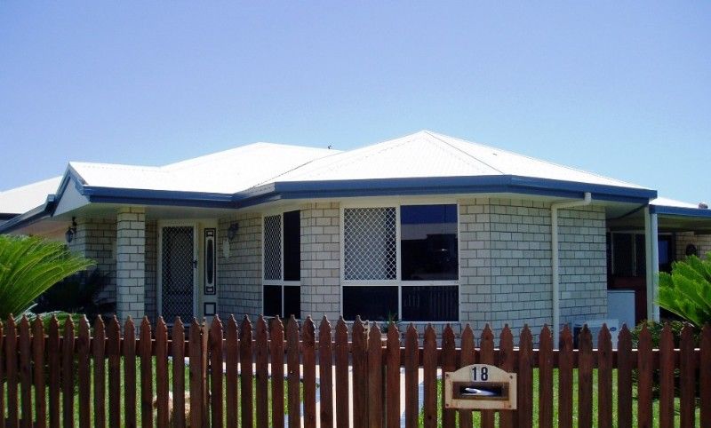 18 Dustwill Street, EIMEO QLD 4740