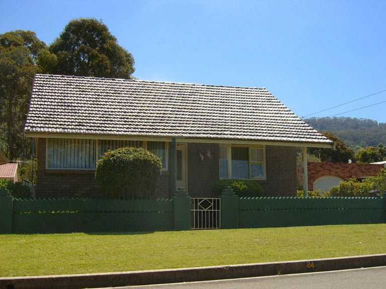 24  West Street, RUSSELL VALE NSW 2517