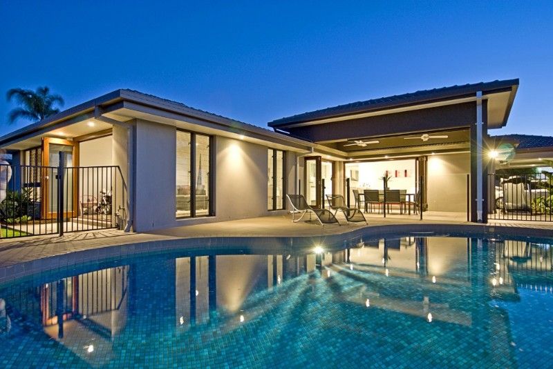 20 Tradewinds Avenue, PARADISE POINT QLD 4216