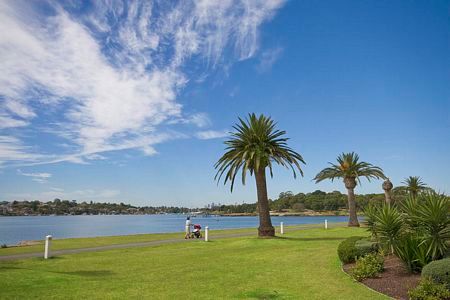 25   Market Street, BREAKFAST POINT NSW 2137