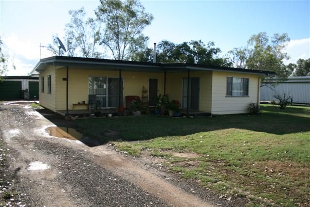 122 Northern Road, ROMA QLD 4455