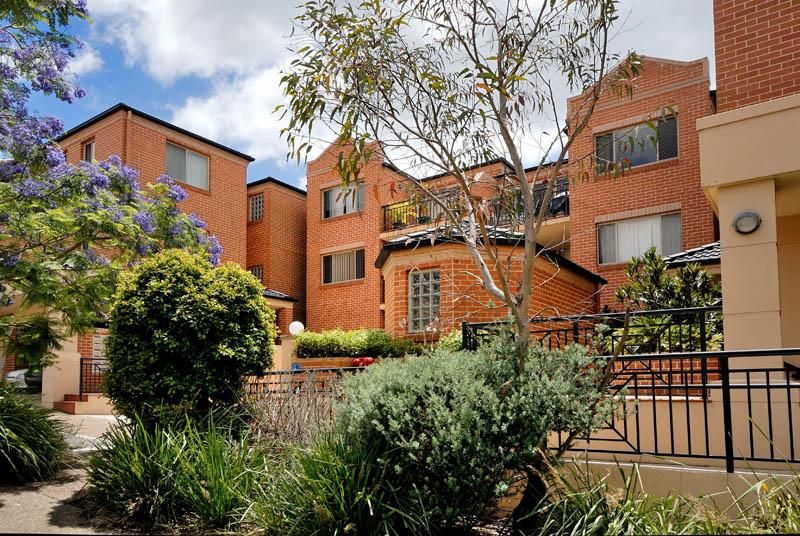 39-41 Railway Parade, ENGADINE NSW 2233