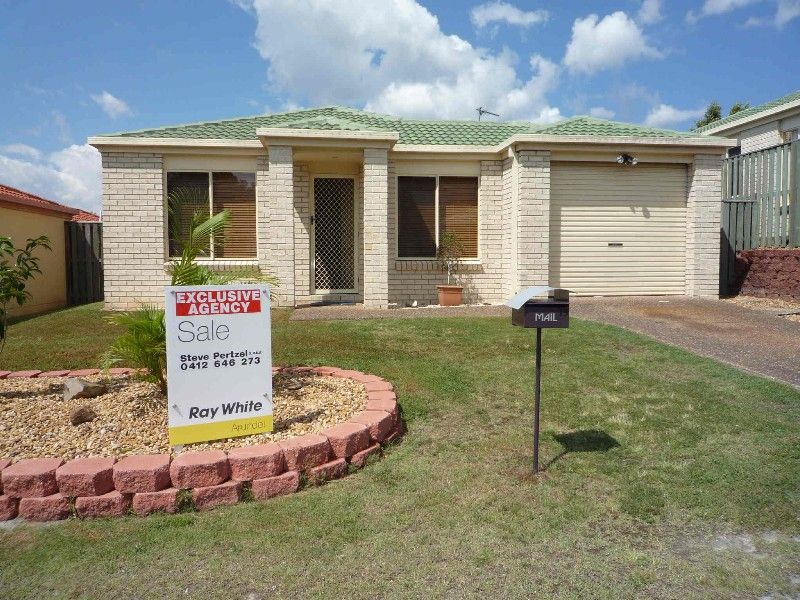 15 Madasin Close, ARUNDEL QLD 4214