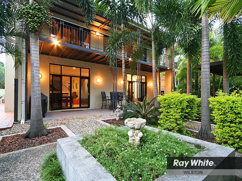 16 Ashley Road, CHERMSIDE WEST QLD 4032