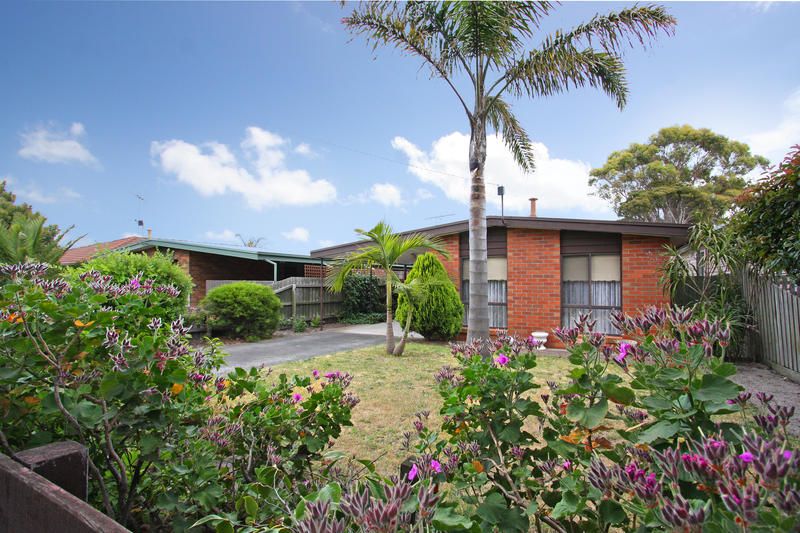 104  Third Avenue, ROSEBUD VIC 3939