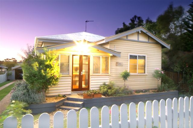 1  Parkinson Street, SOUTH TOOWOOMBA QLD 4350