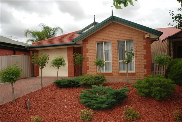 3 Candlebark Grove, GREENWITH SA 5125