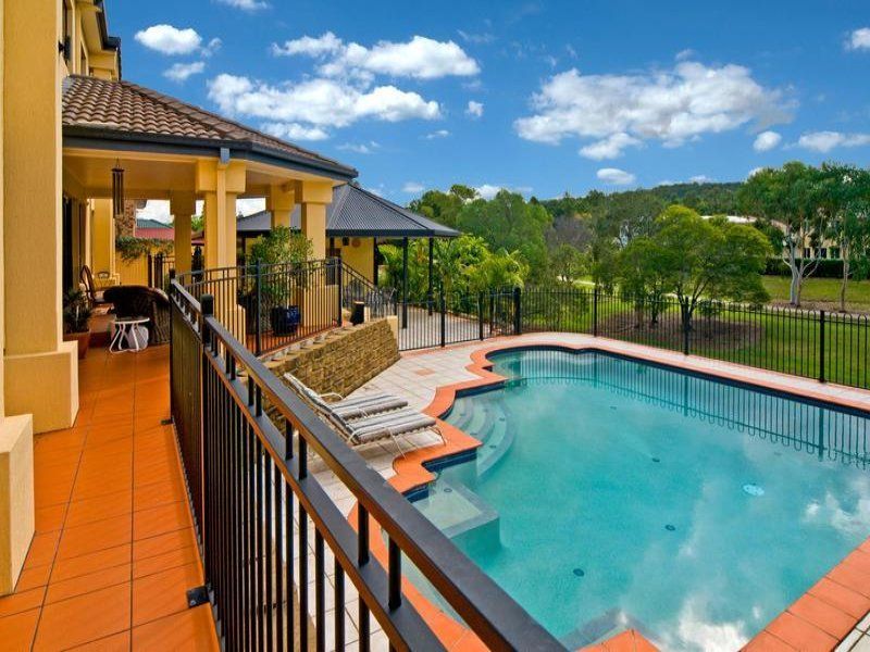 26 Amersham Crescent, CARINDALE QLD 4152