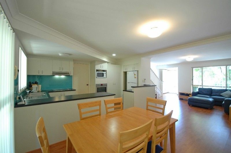2 Koala Town Road, UPPER COOMERA QLD 4209