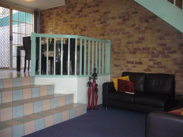 13 Stenlake Avenue, Kawana QLD