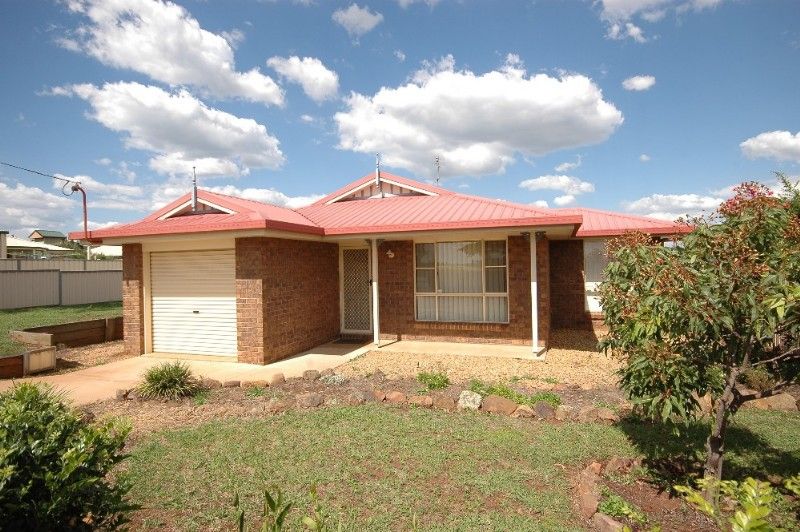 346 Mcdougall Street, GLENVALE QLD 4350