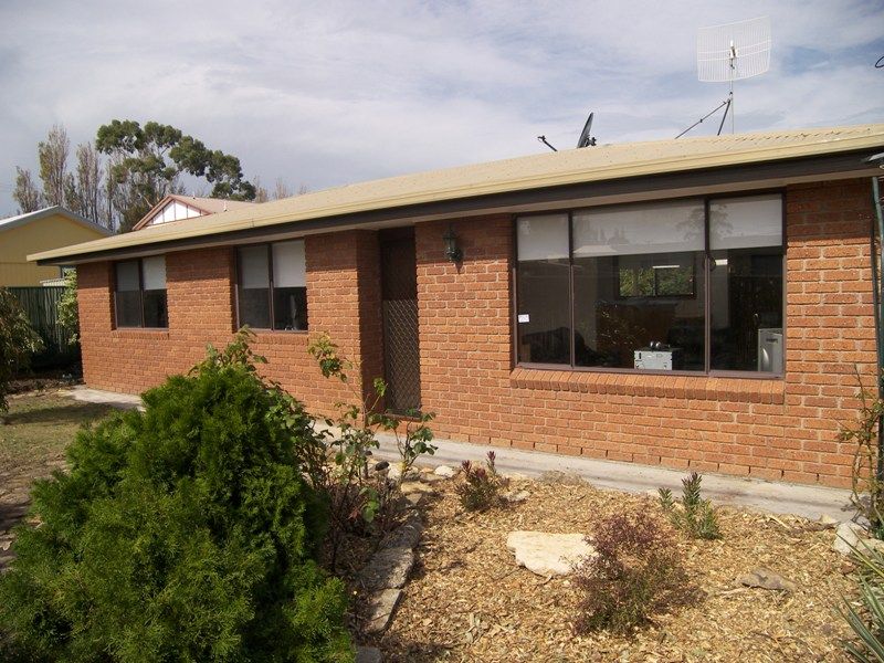 2 Jervis Street, SOUTH ARM TAS 7022