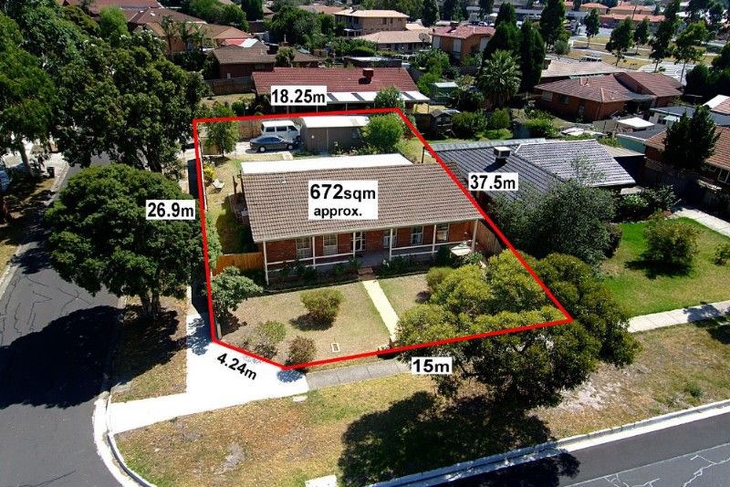 51 Cuthbert Drive, MILL PARK VIC 3082