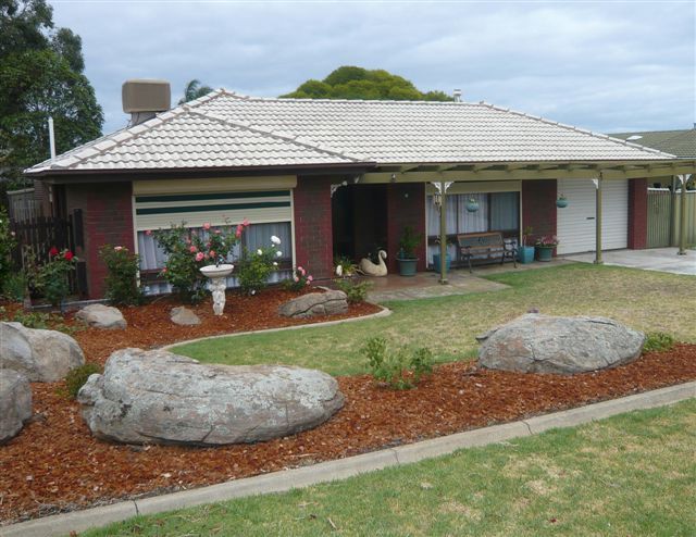 9 Freya Avenue, HALLETT COVE SA 5158