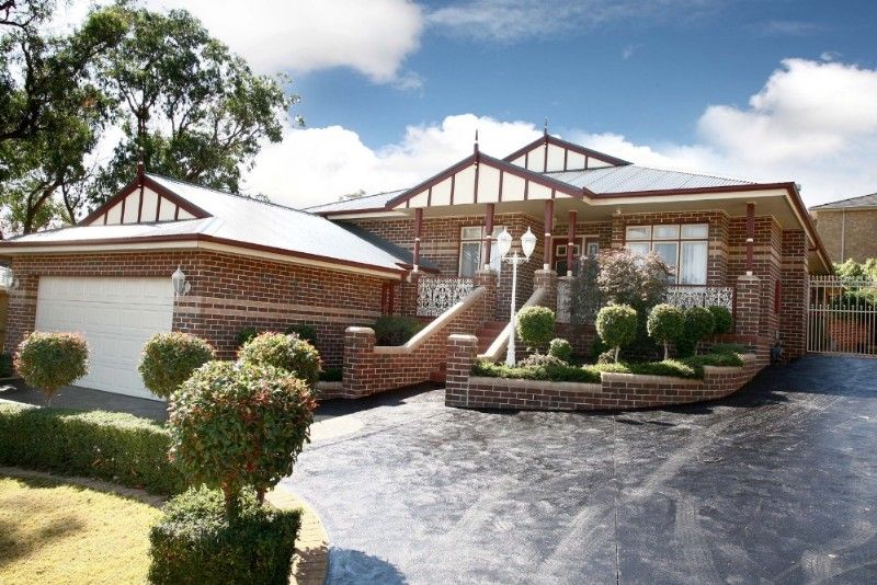 8 Grenfell Place, LYSTERFIELD VIC 3156