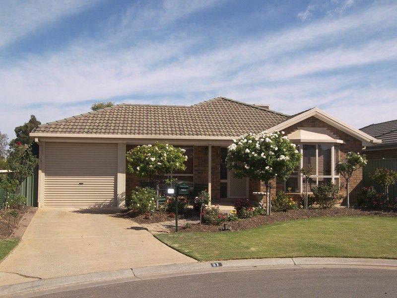 37  Lakeside Drive, PARALOWIE SA 5108