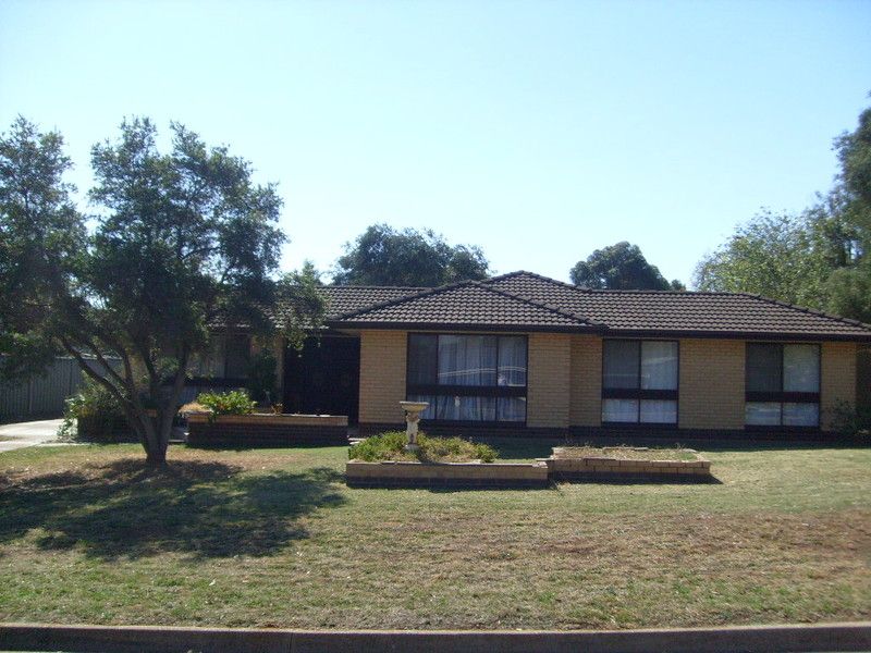 19 Kurrie Street, HILLBANK SA 5112