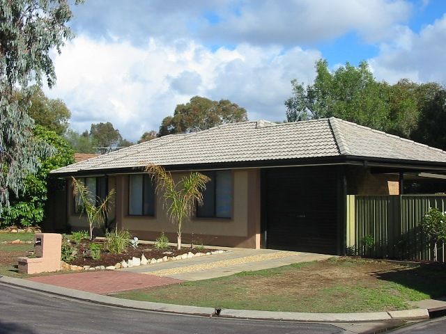 13 Garfield Court, PARALOWIE SA 5108