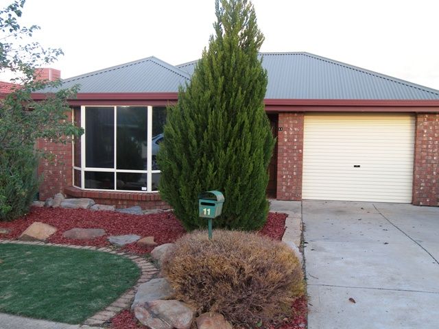 11 St Clair Parade, GREENWITH SA 5125