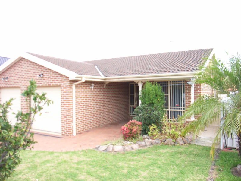 5A  Apollo Street, GREENFIELD PARK NSW 2176