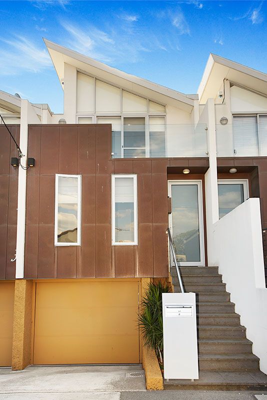 57  Ross Street, PORT MELBOURNE VIC 3207