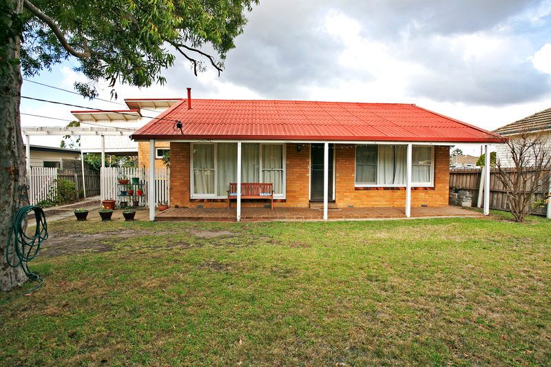 15 Summit Avenue, BELMONT VIC 3216