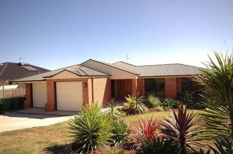 21 Diamantina Drive, GLENVALE QLD 4350