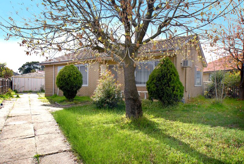 77 Lewis Street, SPRINGVALE VIC 3171