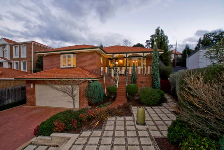 18 Schafter Drive, DONCASTER EAST VIC 3109